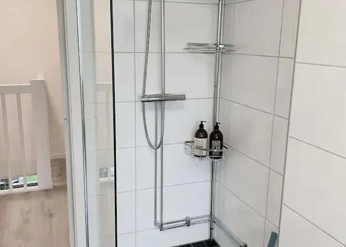 Rymligt Och Haerligt Radhus I Apartment