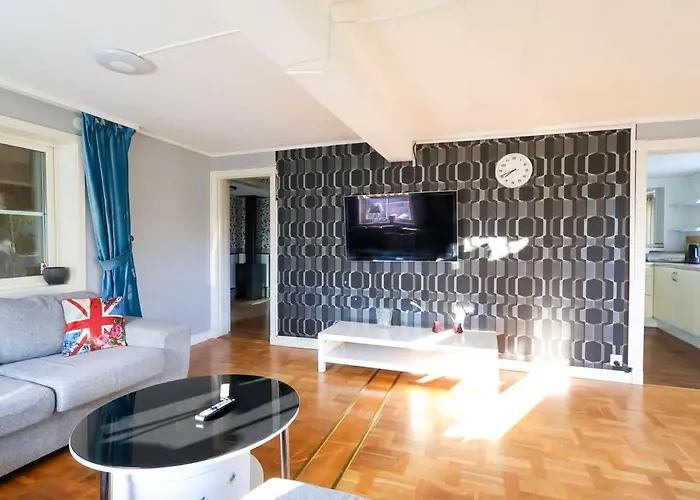 Lejlighed Workers - 8 Beds - Free Parking - Near Volvo