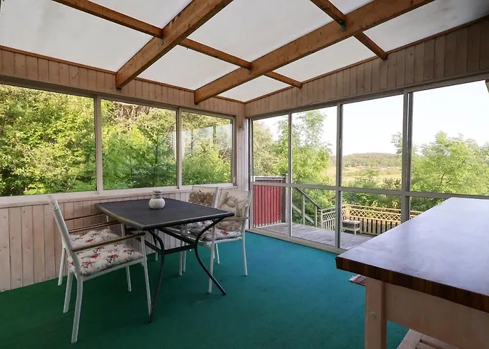 Workers - 8 Beds - Free Parking - Near Volvo