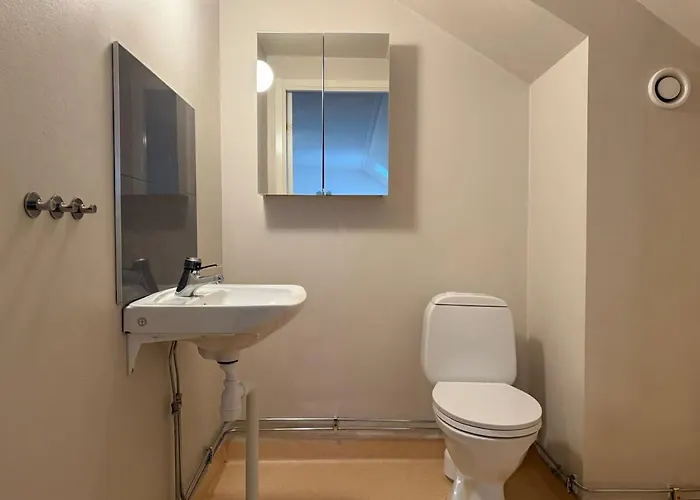 Workers In Lägenhet