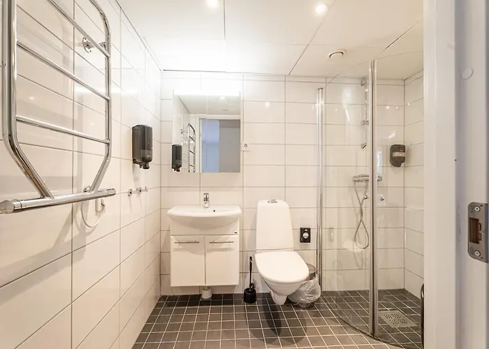 Apartment Chic 1br With Balcony In - Prime Location *