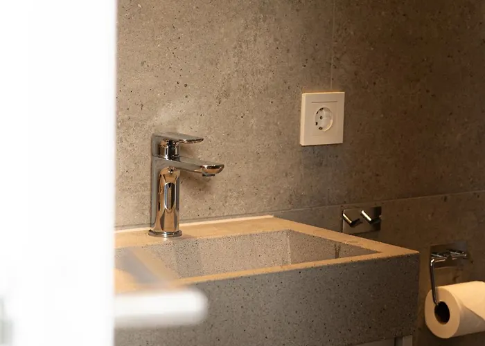 Floor With Rooftop, 1br In Great Location アパート