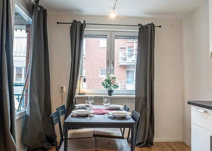 Chic 1br With Balcony In - Prime Location * Göteborg