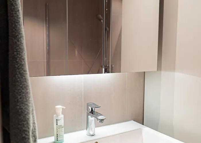 Apartment Design Comfort At Karlatornet, Dream Views Gothenburg