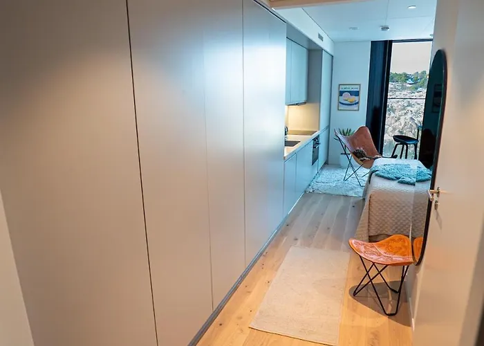 Design Comfort At Karlatornet, Dream Views Apartment