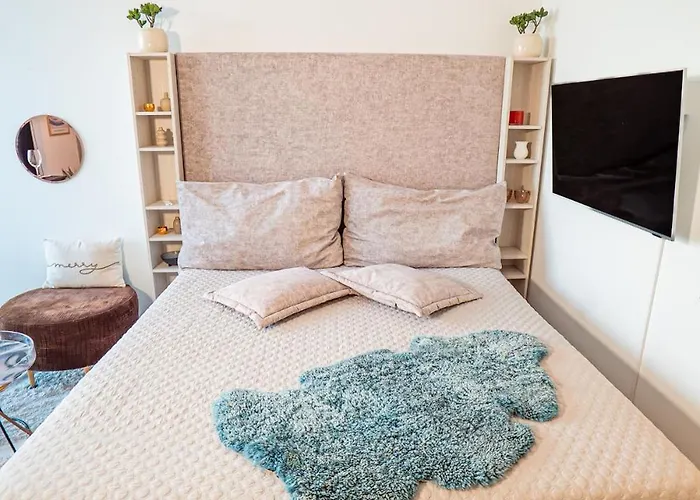 Apartment Design Comfort At Karlatornet, Dream Views *