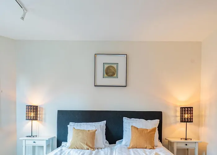 Chic 1br With Balcony In - Prime Location Gothenburg