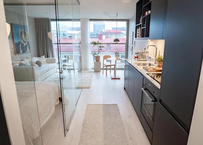 Thoughtfully Fine Designed 1br In Prime Location Apartamento Gotemburgo