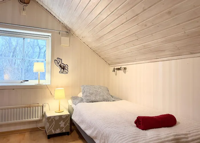 Workers - 8 Beds - Free Parking - Near Volvo Lejlighed