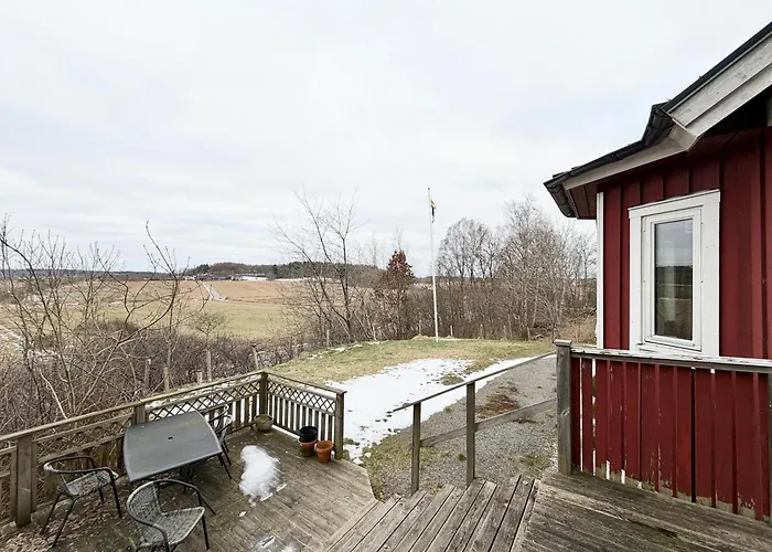 Workers - 8 Beds - Free Parking - Near Volvo *