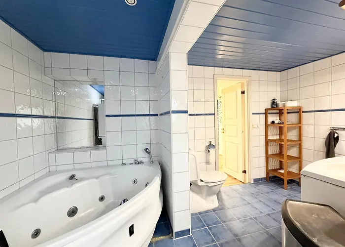 Workers - 8 Beds - Free Parking - Near Volvo Appartamento *