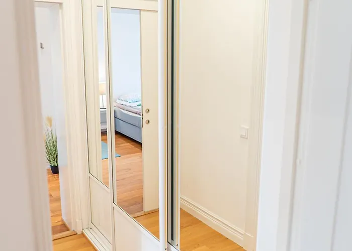 Grand 3br At Vasaplatsen * 예테보리