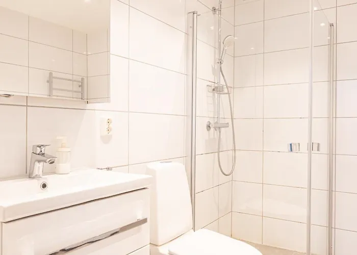 Big Bright Loft On Andra Langgatan