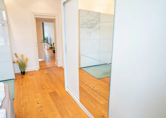 Spacious 3br At Vasaplatsen Apartment