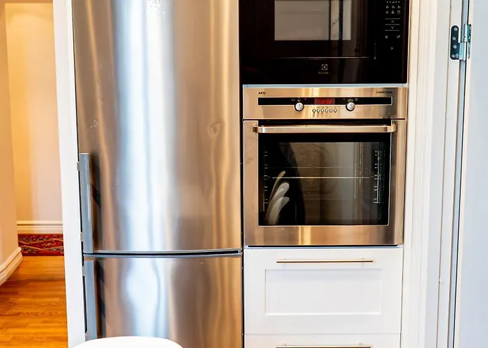 Grand 3br At Vasaplatsen 아파트 *