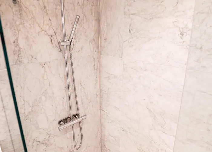 Grand 3br At Vasaplatsen Appartamento *