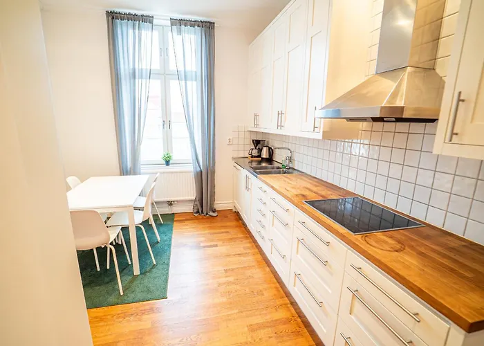 Grand 3br At Vasaplatsen 예테보리