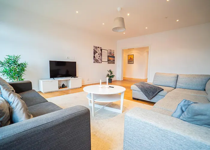 Grand 3br At Vasaplatsen