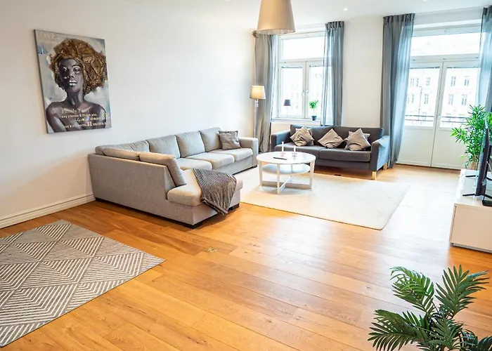 Grand 3br At Vasaplatsen *