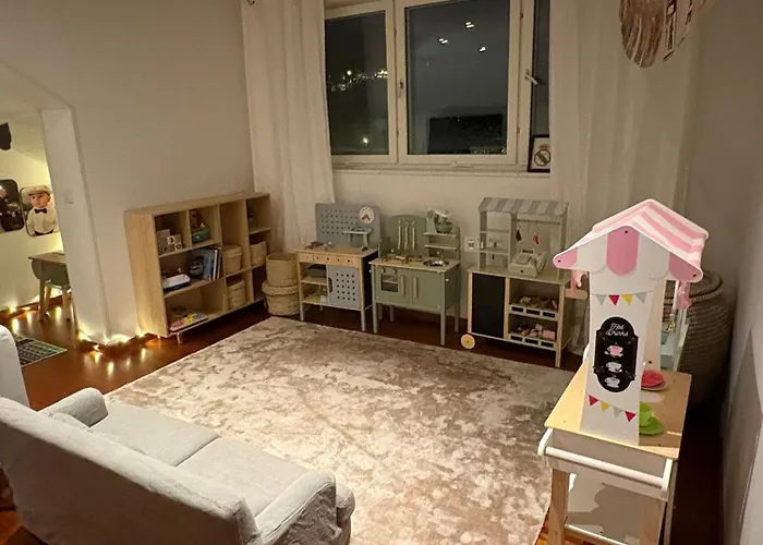 Modern Near City&nature Villa Goteborg