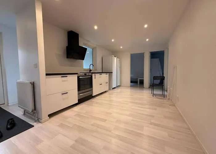 Workers Stay - Temporary Accommodation Gothenburg Vakantiehuis