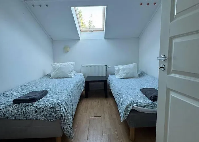 Workers Stay - Worker Accommodation Torslanda - Volvo - Sweden 度假居 *