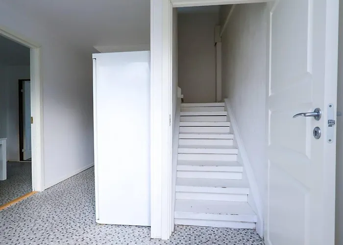 Workers Stay - Temporary House Moelndal 度假居 哥德堡