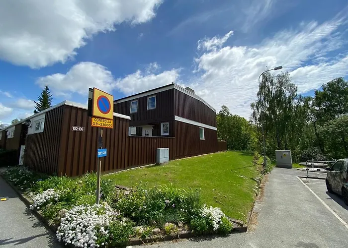 Townhouse In A Quiet Area Дом отдыха