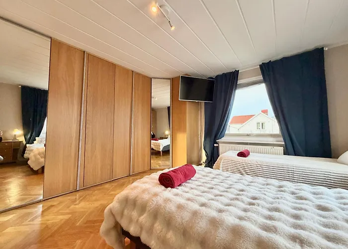 Feriehus Workers - 4br - 8 Beds - 2 Kitchens - Volvo *