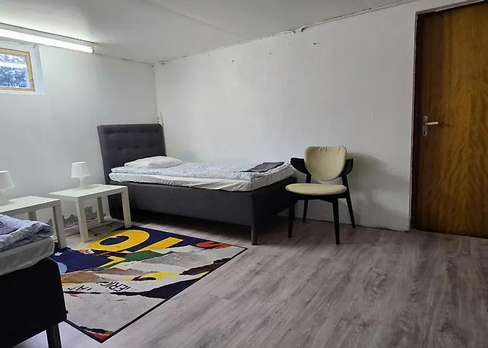 Villa Spacious 7br With Parking For Large Groups