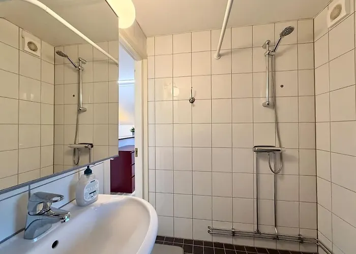 Workers - Free Parking - 3 Kitchens - Volvo Tatil Evi Göteborg