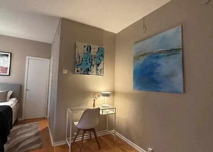 Inviting One-bedroom With Sleeping Space For Four * Göteborg