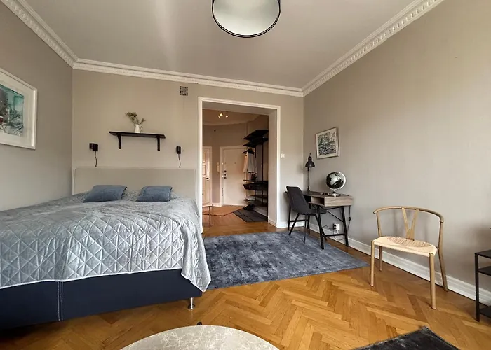 Daire Cozy 1-bedroom That Sleeps 4 People Göteborg
