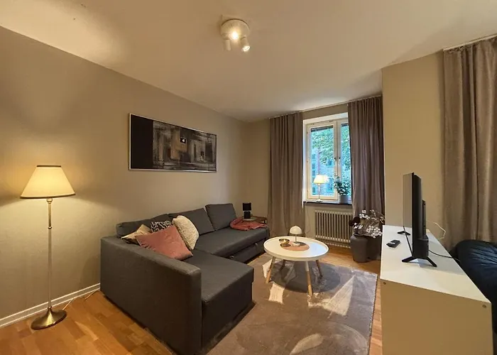 Inviting One-bedroom With Sleeping Space For Four *