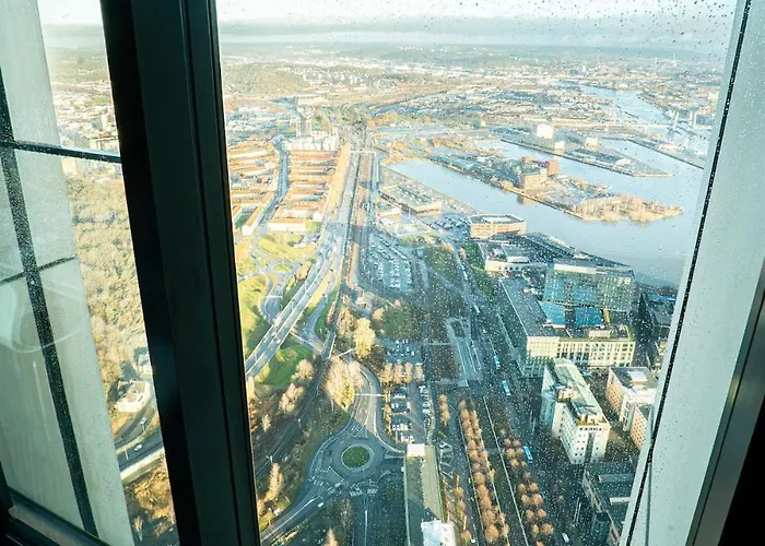 Penthouse 70th Floor Karlatornet *