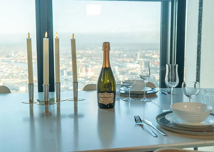 Penthouse 70th Floor Karlatornet