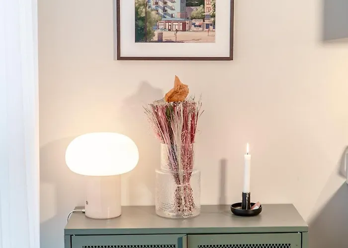 Bright Designer In * Gotenburg