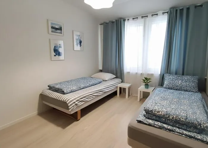 Premium Workers 8br 13beds 2kitchen 3bath 예테보리