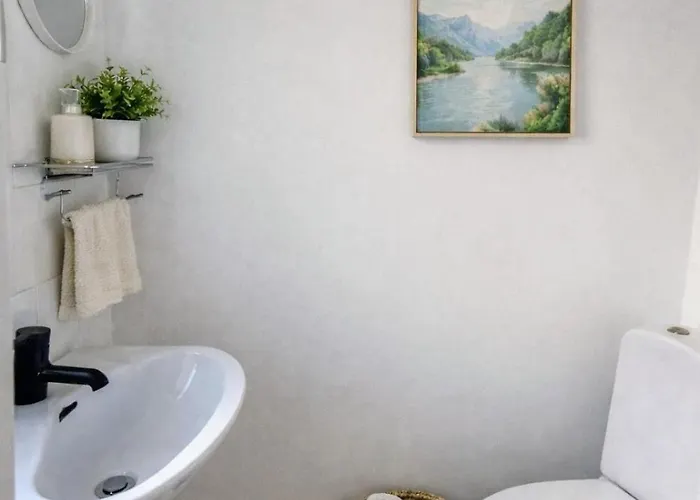 Premium Workers 8br 13beds 2kitchen 3bath Göteborg