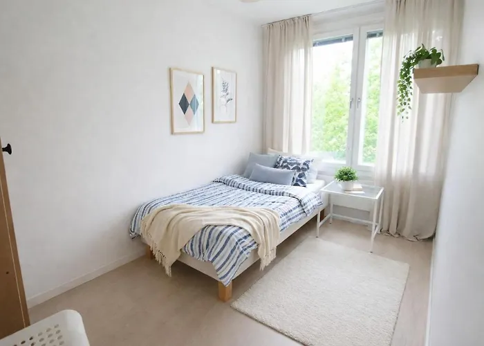 Premium Workers 8br 13beds 2kitchen 3bath