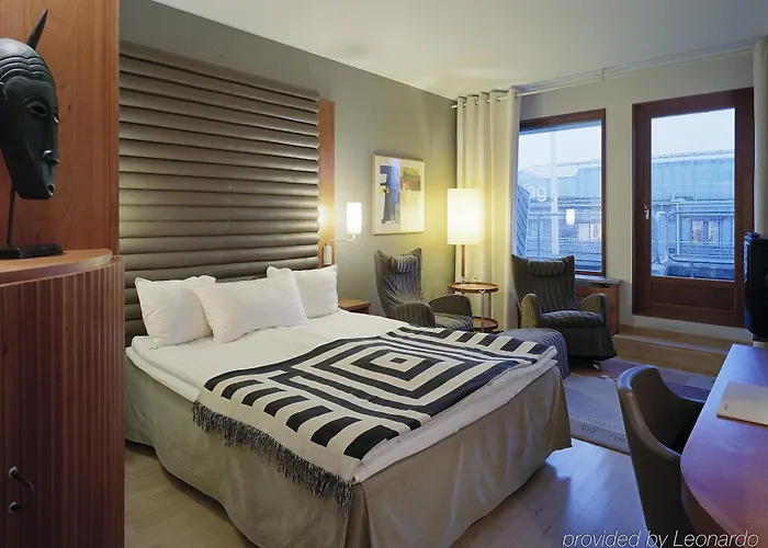 Scandic Crown Hotel 4*