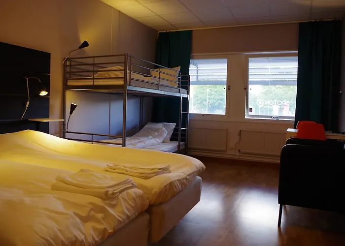 Spoton & Sportsbar Hostel