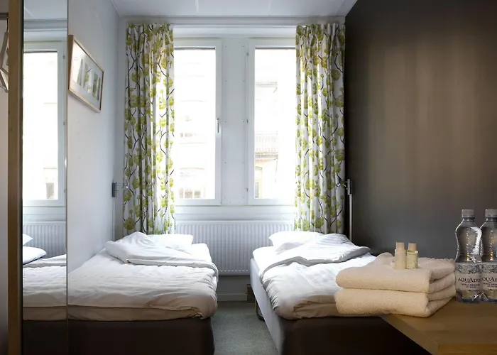 Slottsskogen Hotell 2*