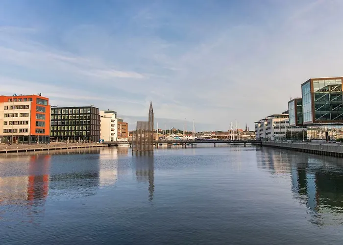 Radisson Blu Riverside Hotel 4*