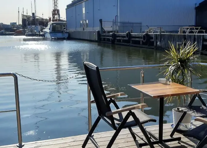 Bateau-hôtel La Mare