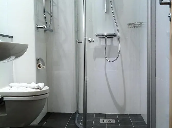 Western Arena Hotel 3*