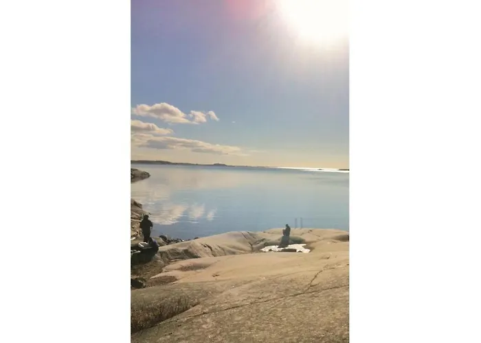 Holiday home Amazing In Vaestra Froelunda *