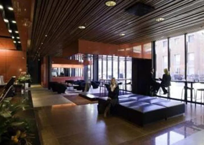 Hotel Quality 11 & Eriksbergshallen Gothenburg