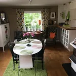 Bo Naera Och City. Villa Gotemburgo
