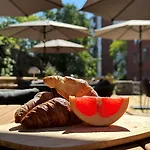 Spar Majorna Hotel